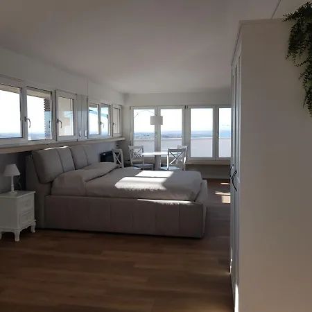 Panoramic Apartment Cavaion Veronese